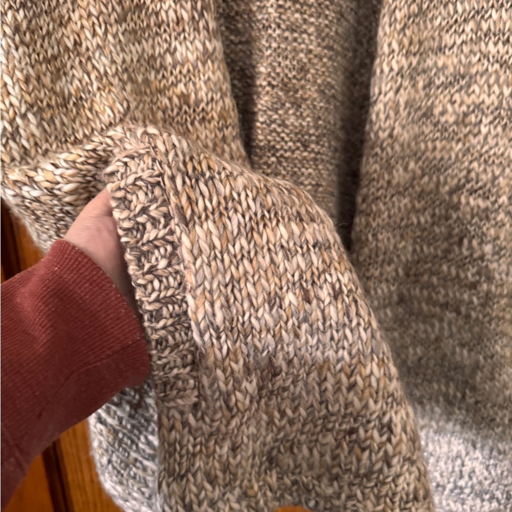 Pure Jill Sweater Vest - Picture 2 of 5